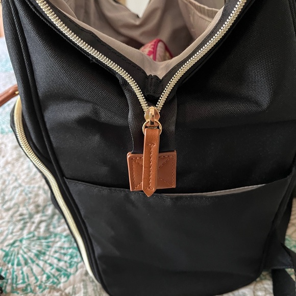 Maevn ReadyGO Water-Resistant Clinical Tote Backpack - Picture 5 of 5